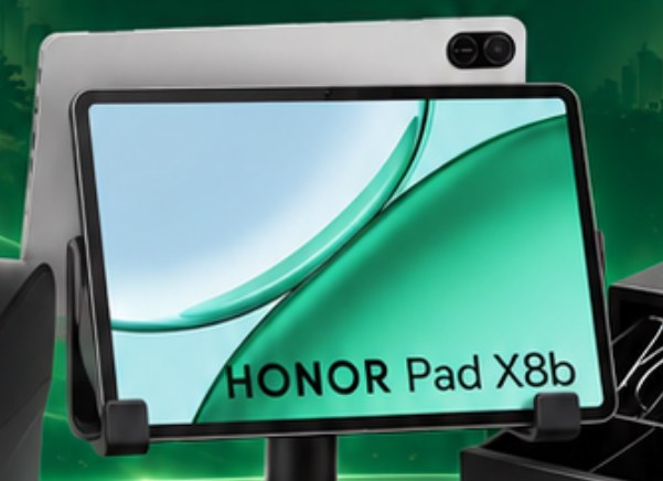تابلت HONOR Pad X8b على مسند كاشير